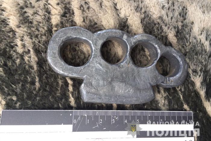 8 тысяч патронов, 55 ящиков водки и 2 миллиона налички нашли силовики в Мелитополе