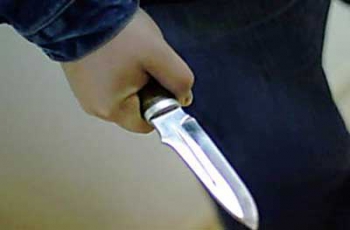 В Запорожье неизвестные с ножом напали на школьника