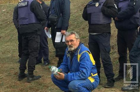 В Кривом Роге во время "гонок на выживание" авто влетело в толпу зрителей. Видео