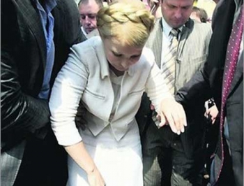 МИД Украины пока не собирается переводить Тимошенко в Германию фото