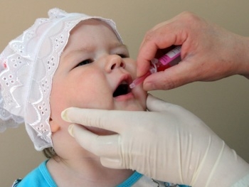 В Украину грозит вернуться вирус полиомиелита фото