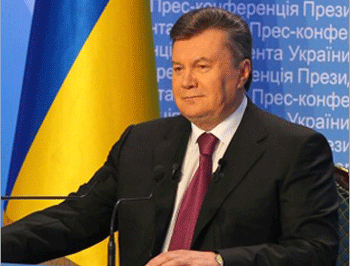 Янукович поздравил украинцев с Рождеством фото