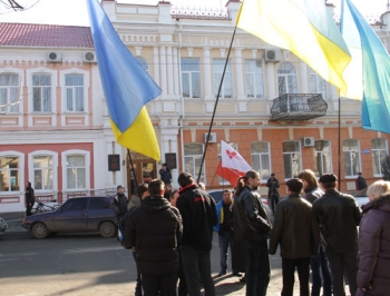 Мелитополь. Оппозиционеры призывают Януковича уйти фото