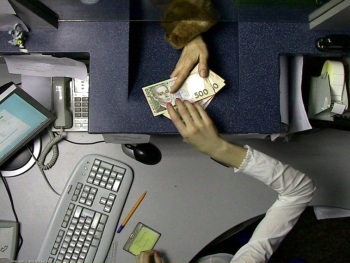 Крымским вкладчикам рассказали, как забрать свои деньги с проблемных банков фото