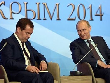 Россия хочет ввести в аннексированном Крыму визовый режим фото