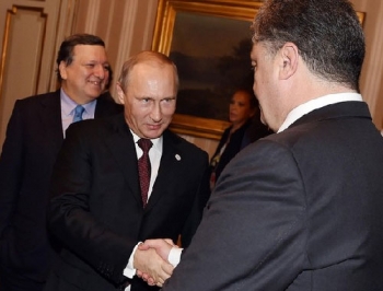 Порошенко, Путин и лидеры ЕС начали переговоры в Милане фото