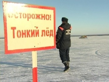 Рыбинспекторы просят не выходить на лед фото