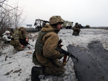 Боевики 68 раз обстреляли позиции украинских сил фото