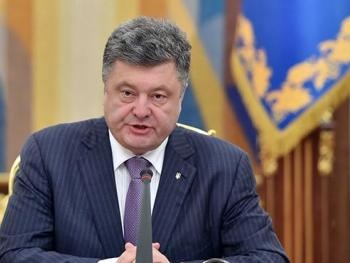 Президент внесет законопроект о введении в Украину миротворцев фото
