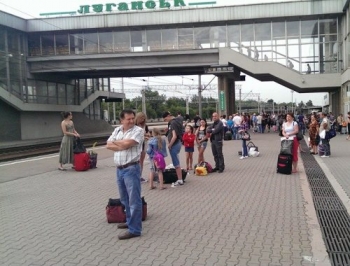 Поток переселенцев в Запорожскую область не спадает фото