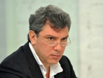 Расследование убийства Немцова решили продлить фото