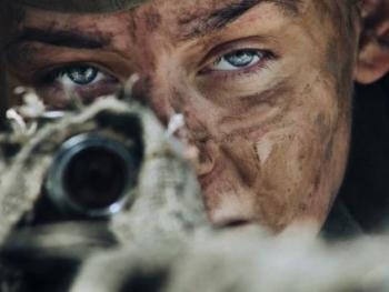 Незламна: премьера фильма на канале Украина фото