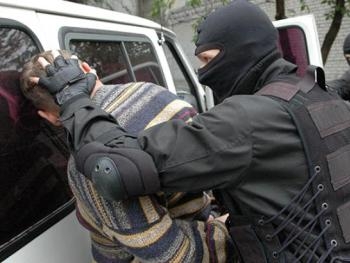 Киевский чиновник требовал взятку с переселенца фото