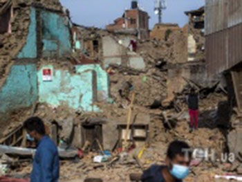 В Непале снова мощное землетрясение фото