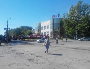 Пожар в торговом центре «Манго» в Акимовке тушили почти три часа  фото