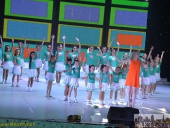 Красавицы Мисс Бриллиантс блеснули на конкурсе Міні-світ краси України-2015 фото