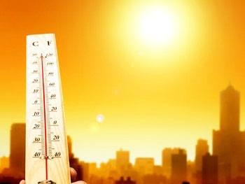 Аномальная жара пришла в Европу:в Испании 44 градуса, в Швеции - выше 30 фото