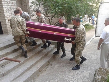 На Волыни никто не пришел встречать погибшего Киборга  фото