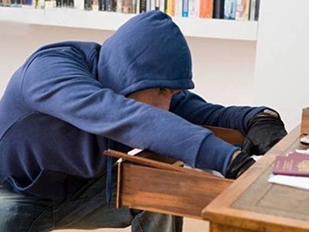 Вор 5 раз обворовал одну и ту же квартиру фото