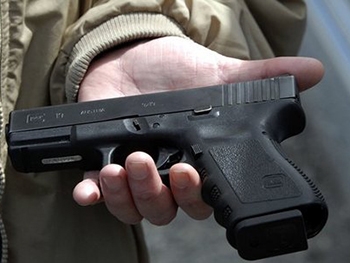 В Запорожье задержали киевлян, устроивших стрельбу в центре города фото