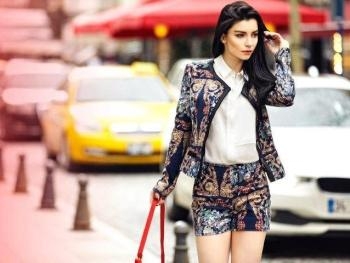 Мерве Болугур выходит замуж фото