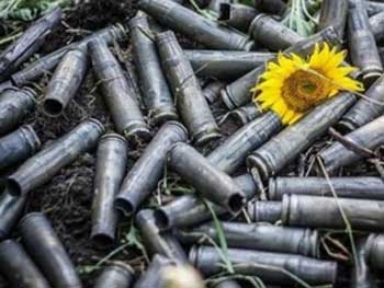 Контактная группа по Донбассу подписала соглашение об отводе вооружений калибром менее 100 мм фото