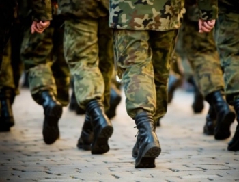 Украинские власти против уклонистов фото