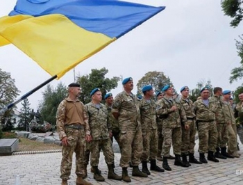 Украина впервые отмечает День защитника отечества  фото