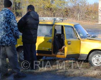 Мертвый мужчина, обнаруженный в авто, вероятнее всего самоубийца фото