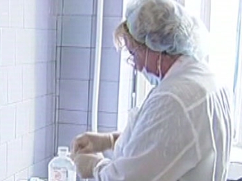 Громкое дело: похититель годовалого ребенка держал его без еды в нечеловеческих условиях фото