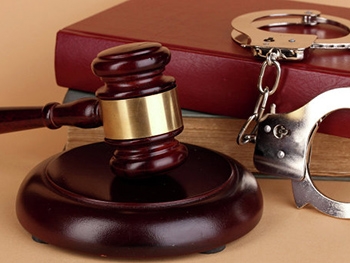 Наглый гопник услышал приговор фото