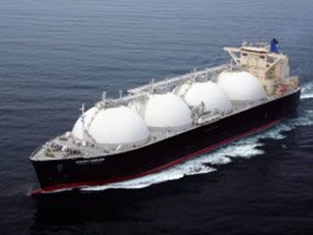 США начинают экспорт сжиженного природного газа в Европу фото