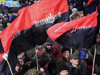 После митинга Правого сектора полиция допрашивала несовершеннолетних фото