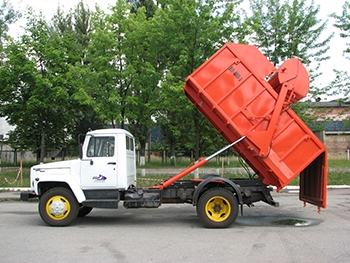 На два мусоровоза власть Мелитополя даст 25 тысяч гривен фото