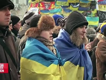 Скандальный фильм о Майдане перевели на русский  фото