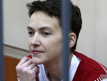 Россия не подпускает к Савченко украинских медиков фото