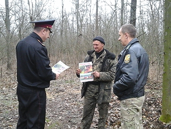 Пришло время пикников - спасатели волнуются о сохранности лесов фото