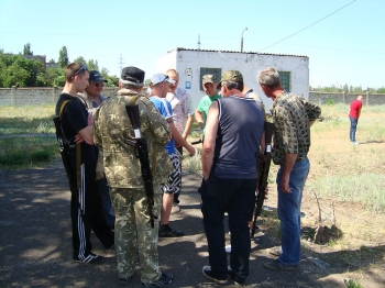 В Мелитополе собирают военнообязанных фото