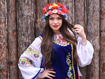 Самая красивая украинка Запорожской области - Алена Онипко фото
