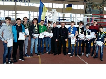 Мелитопольские кикбоксеры-динамовцы: приехал, увидел, победил фото