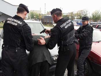 Налоговики завели 11 уголовных дел по серьезным статьям фото