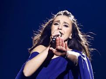 Российский комментатор цинично исказил смысл песни Джамалы на Евровидении  фото