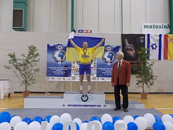 Гиревик Сергей Кубрак озолотился на чемпионате Европы и установил мировой рекорд фото