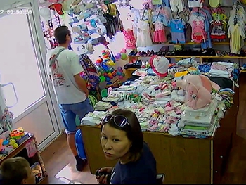 Мелитопольцу, который узнал воровку на видео, угрожают фото