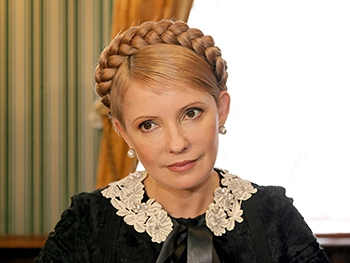 Новая внешность Тимошенко: в сети парад фотоколлажей фото