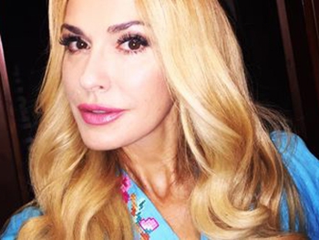 Обнаженная Ольга Сумская восхитила неувядающей красотой  фото