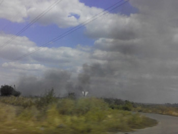 Под Мелитополем опять горят поля фото