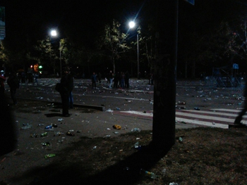 После празднования Дня города Мелитополь превратился в свалку  фото