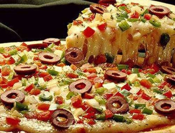 Пицца в Киеве по итальянской рецептуре фото