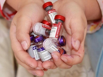 Разработана вакцина против рака и всех инфекций фото